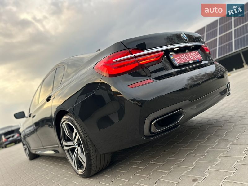 Седан BMW 7 Series 2017 в Нововолынске