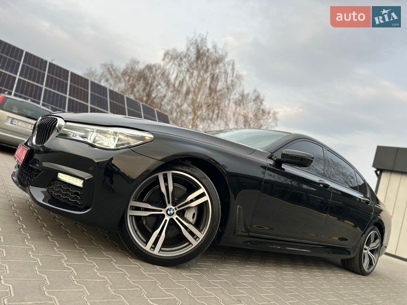 Седан BMW 7 Series 2017 в Нововолынске