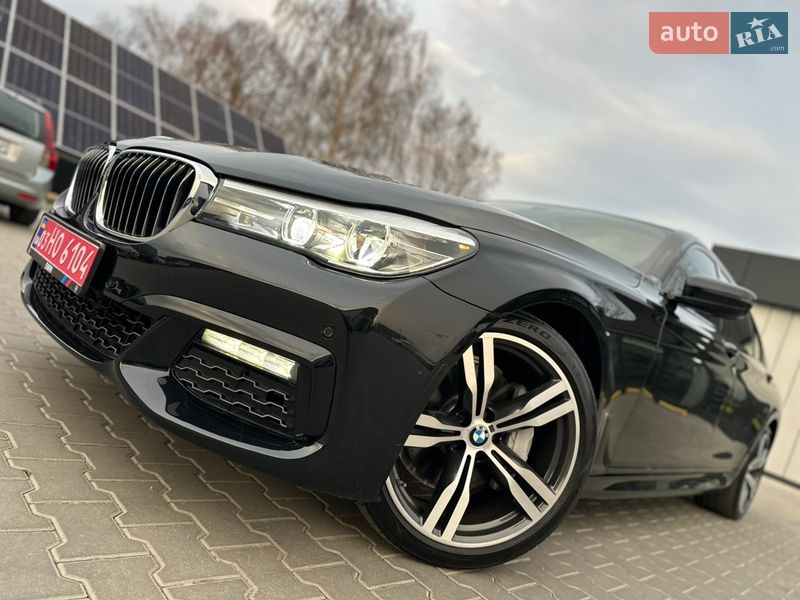 Седан BMW 7 Series 2017 в Нововолынске
