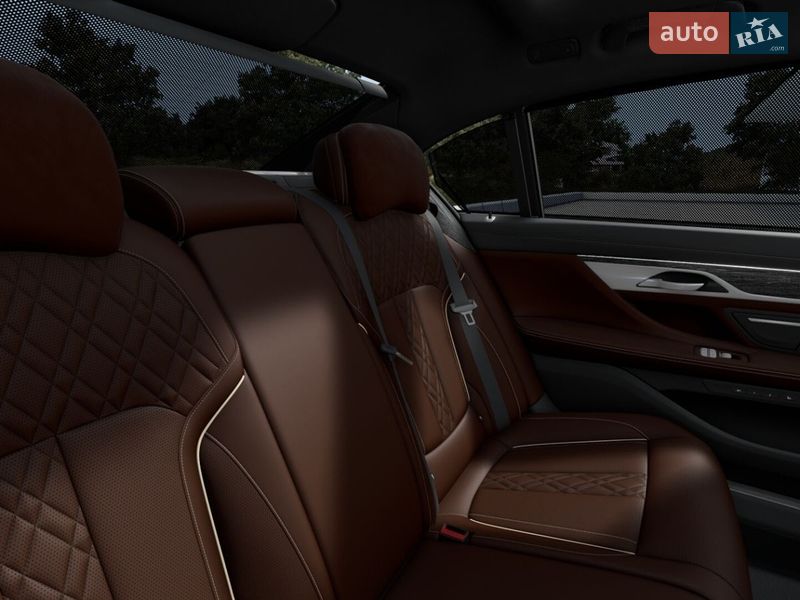 Седан BMW 7 Series 2022 в Кременчуці