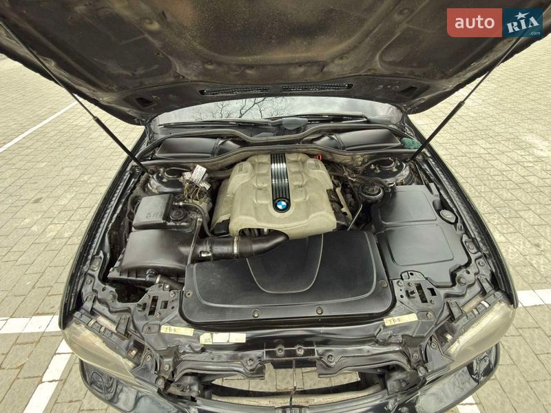 Седан BMW 7 Series 2004 в Львове