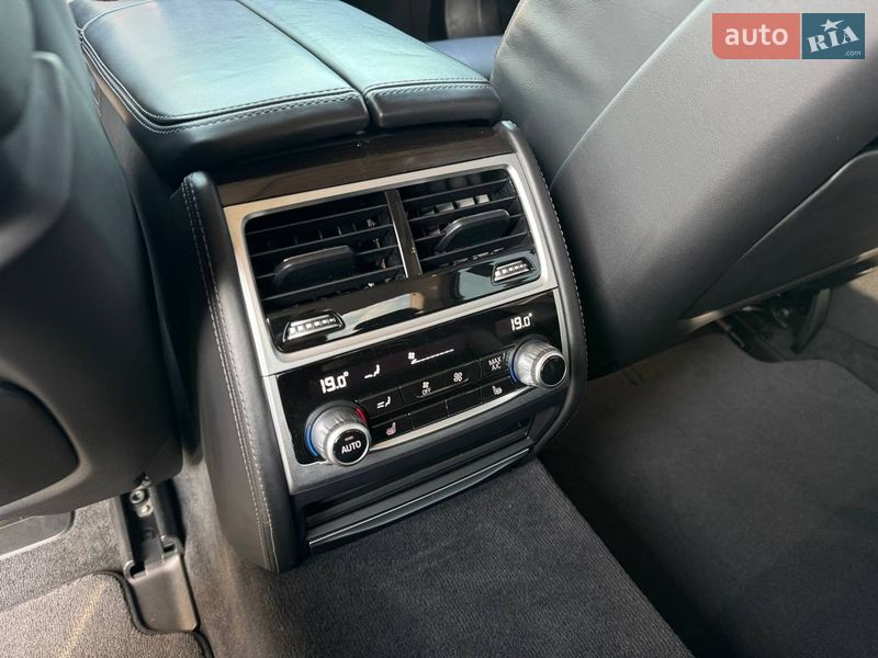 Седан BMW 7 Series 2021 в Львове фото 27 Седан BMW 7 Series 2021 в Львове