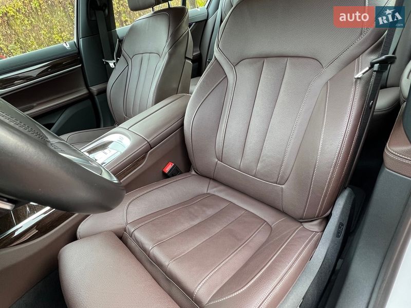 Седан BMW 7 Series 2022 в Киеве фото 13 Седан BMW 7 Series 2022 в Киеве