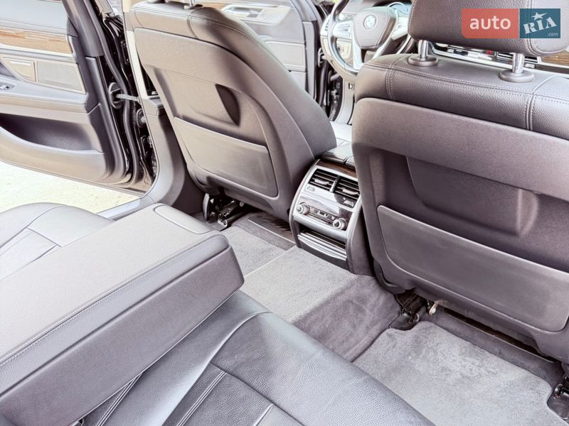 Седан BMW 7 Series 2017 в Черновцах фото 18 Седан BMW 7 Series 2017 в Черновцах
