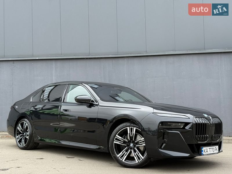 Седан BMW 7 Series 2025 в Киеве