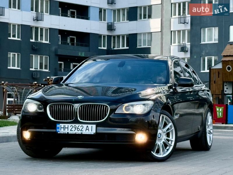 BMW 7 Series 2011