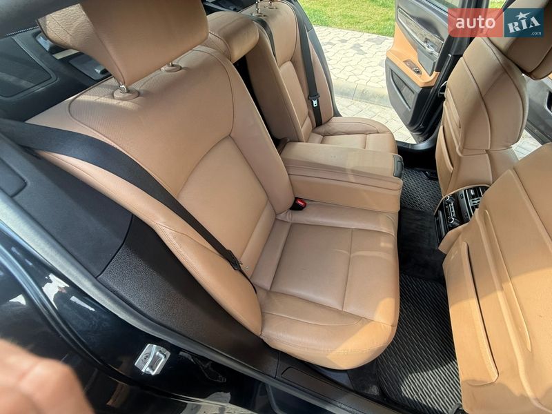 Седан BMW 7 Series 2011 в Одессе