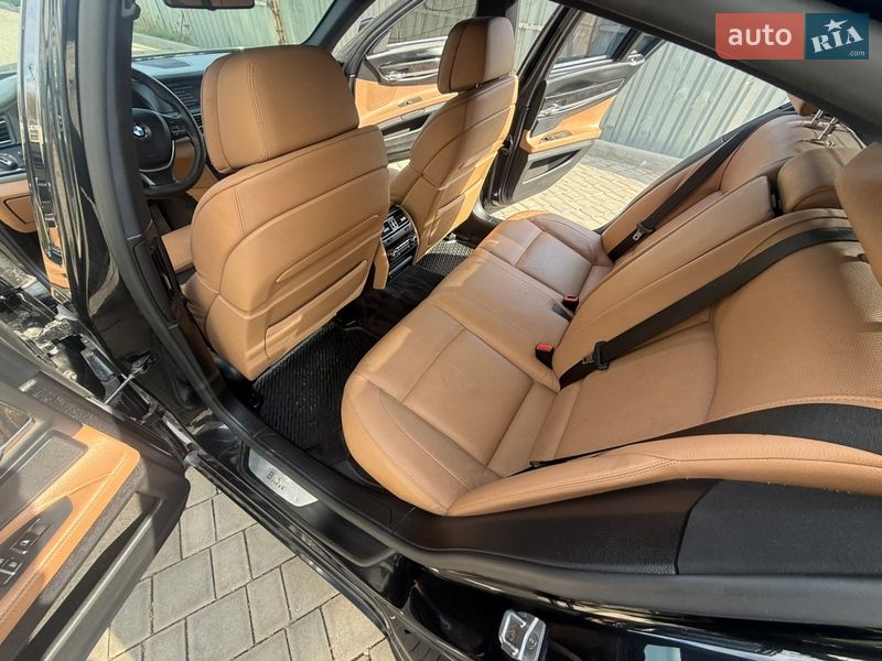 Седан BMW 7 Series 2011 в Одессе