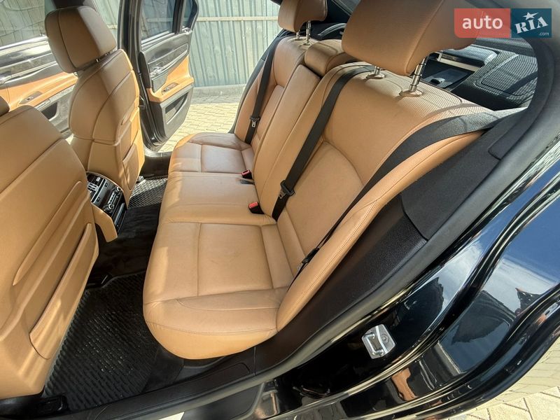 Седан BMW 7 Series 2011 в Одессе
