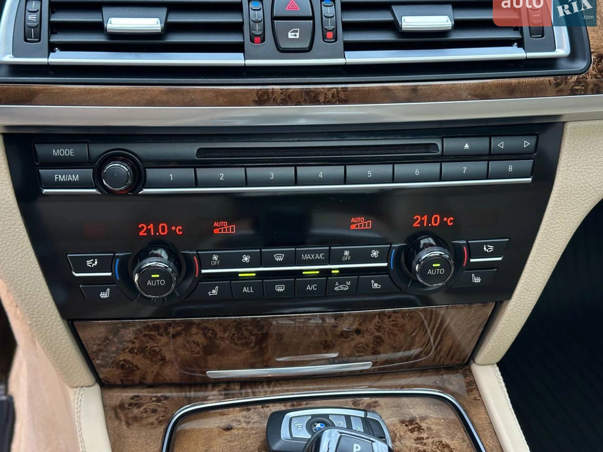 2012 BMW 7er - мініатюра 26
