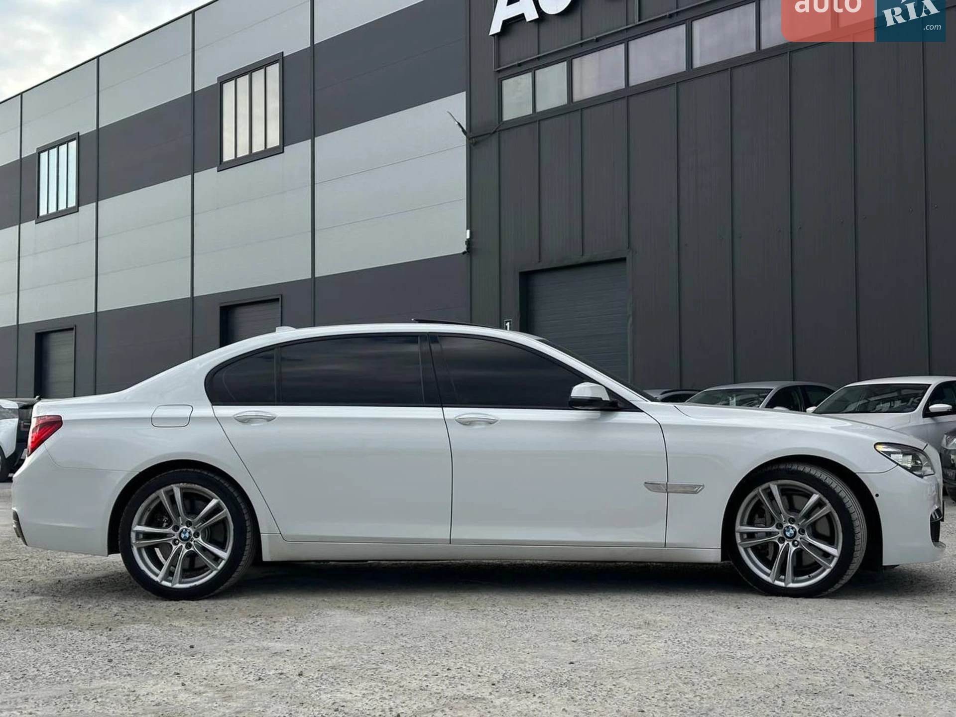 2012 BMW 7er - мініатюра 4