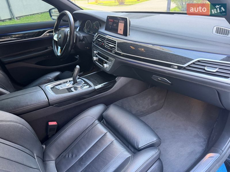 Седан BMW 7 Series 2019 в Львові фото 30 Седан BMW 7 Series 2019 в Львові