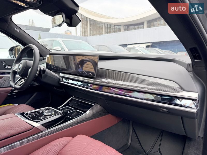 Седан BMW 7 Series 2025 в Києві