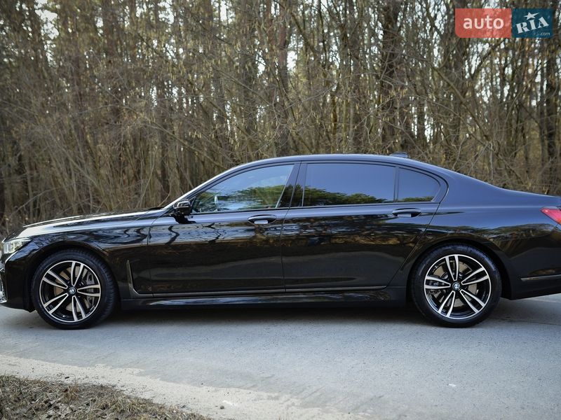 Седан BMW 7 Series 2019 в Киеве