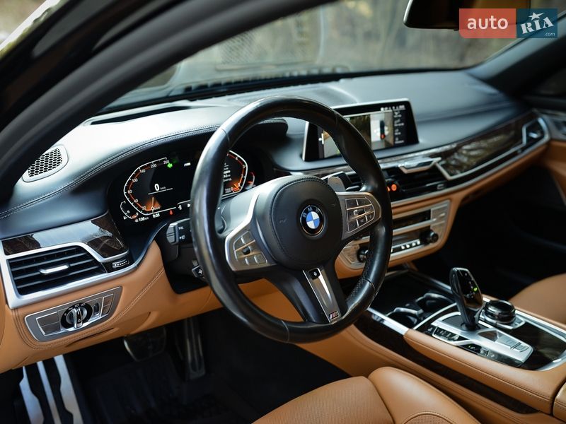Седан BMW 7 Series 2019 в Киеве