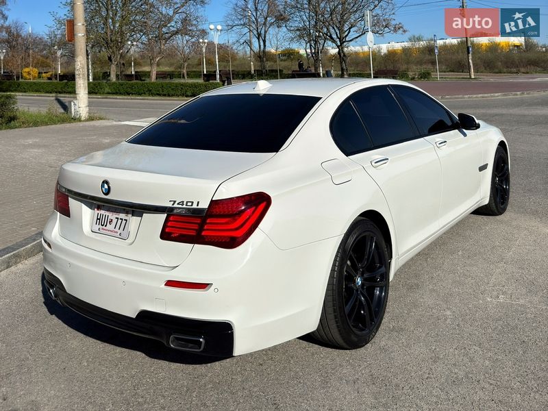 Седан BMW 7 Series 2014 в Запоріжжі