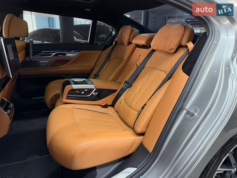 Седан BMW 7 Series 2022 в Одесі
