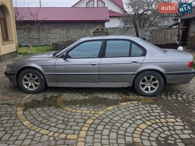 Седан BMW 7 Series 1997 в Черновцах