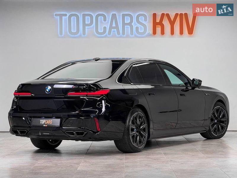 Седан BMW 7 Series 2023 в Києві фото 10 Седан BMW 7 Series 2023 в Києві