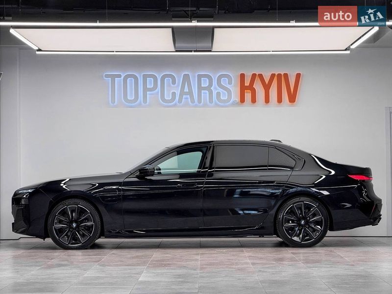 Седан BMW 7 Series 2023 в Києві фото 4 Седан BMW 7 Series 2023 в Києві