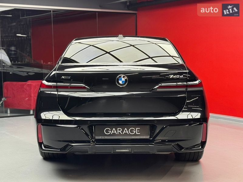 Седан BMW 7 Series 2024 в Киеве