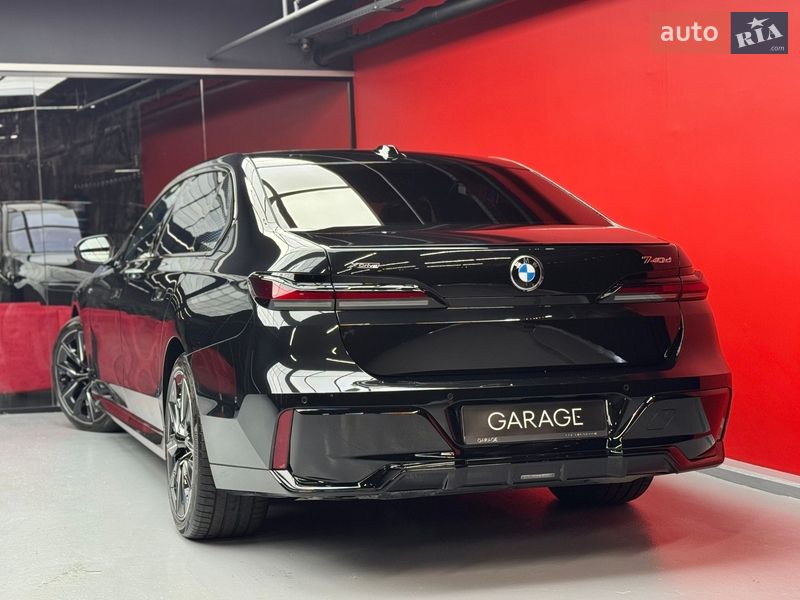 Седан BMW 7 Series 2024 в Киеве