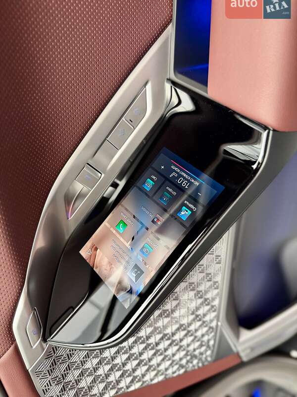 Седан BMW 7 Series 2024 в Киеве