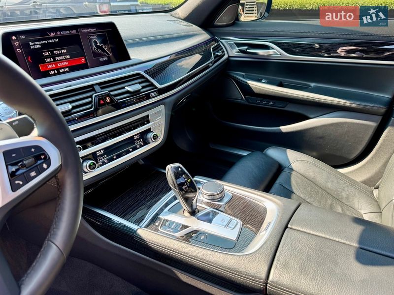 Седан BMW 7 Series 2018 в Києві