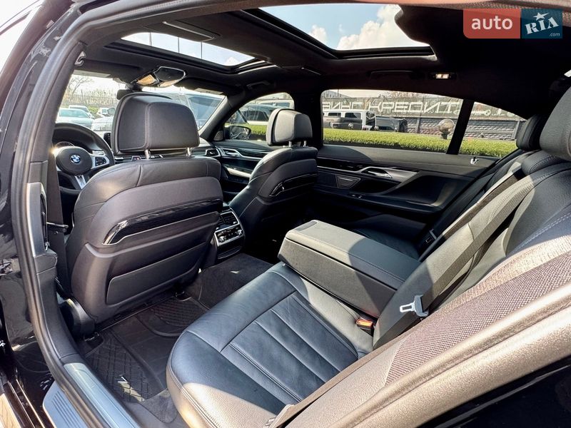 Седан BMW 7 Series 2018 в Києві