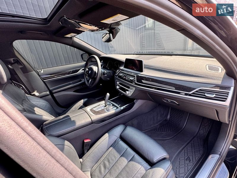 Седан BMW 7 Series 2018 в Києві