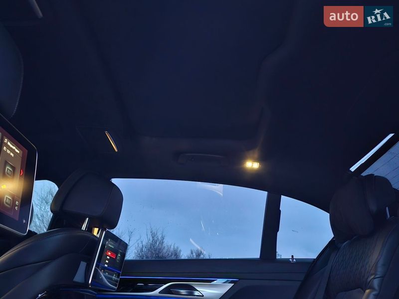 Седан BMW 7 Series 2018 в Новомосковске фото 17 Седан BMW 7 Series 2018 в Новомосковске