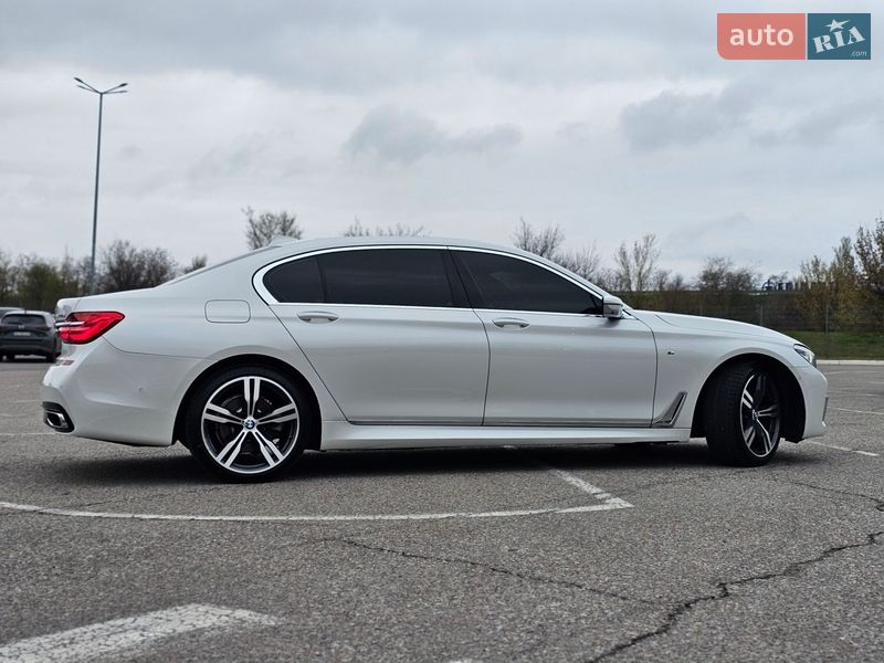 Седан BMW 7 Series 2018 в Новомосковске фото 65 Седан BMW 7 Series 2018 в Новомосковске