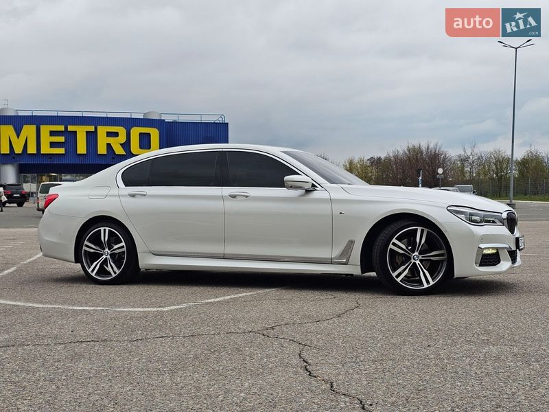 Седан BMW 7 Series 2018 в Новомосковске фото 74 Седан BMW 7 Series 2018 в Новомосковске