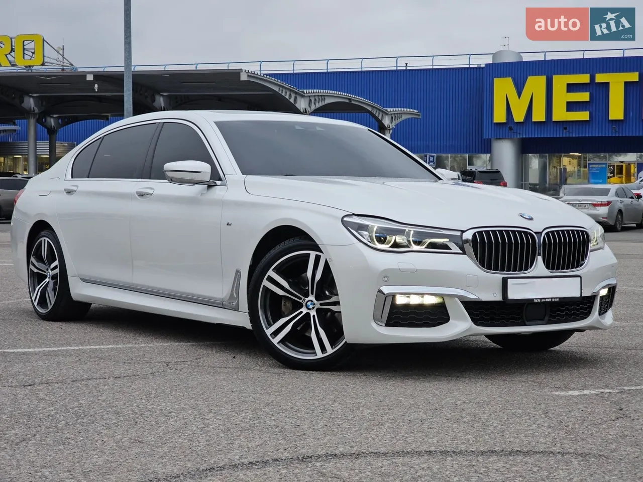2017 BMW 7er - мініатюра 31