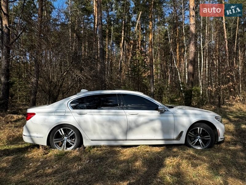Седан BMW 7 Series 2015 в Києві