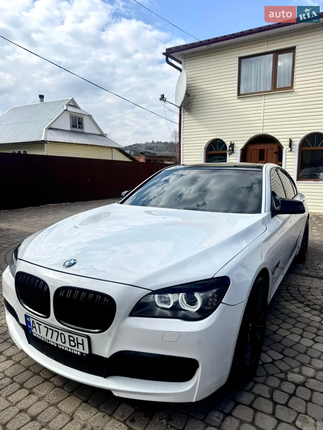 2012 BMW 7er - мініатюра 12