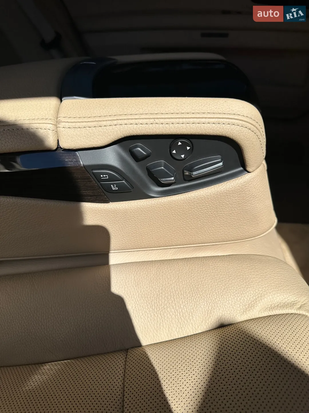 2011 BMW 7er - мініатюра 41
