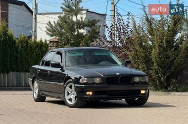 Седан BMW 7 Series 2000 в Луцке