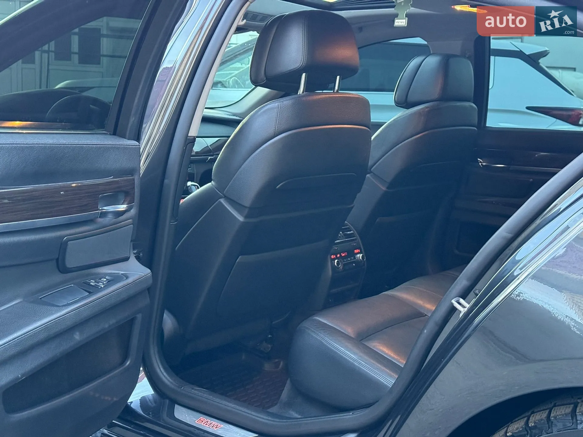 2010 BMW 7er - мініатюра 27