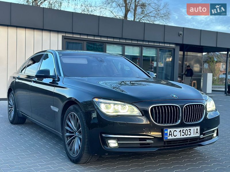Седан BMW 7 Series 2013 в Владимире