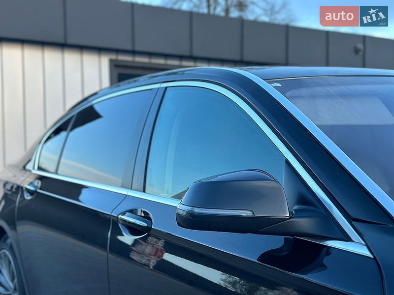 Седан BMW 7 Series 2013 в Владимире