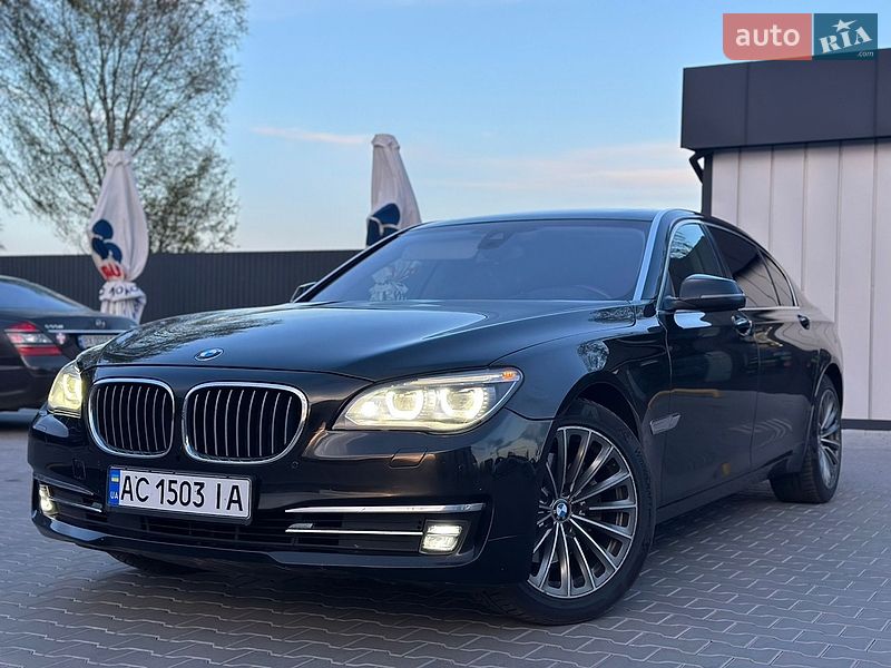 Седан BMW 7 Series 2013 в Владимире