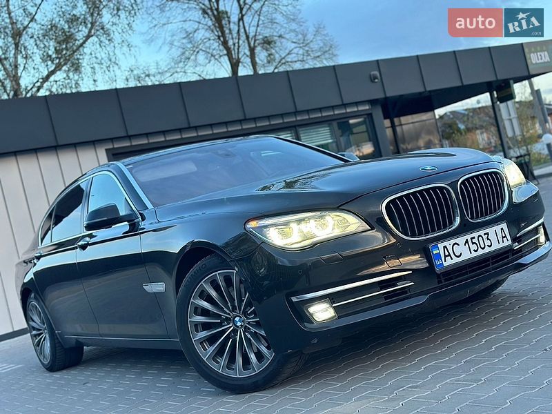 Седан BMW 7 Series 2013 в Владимире