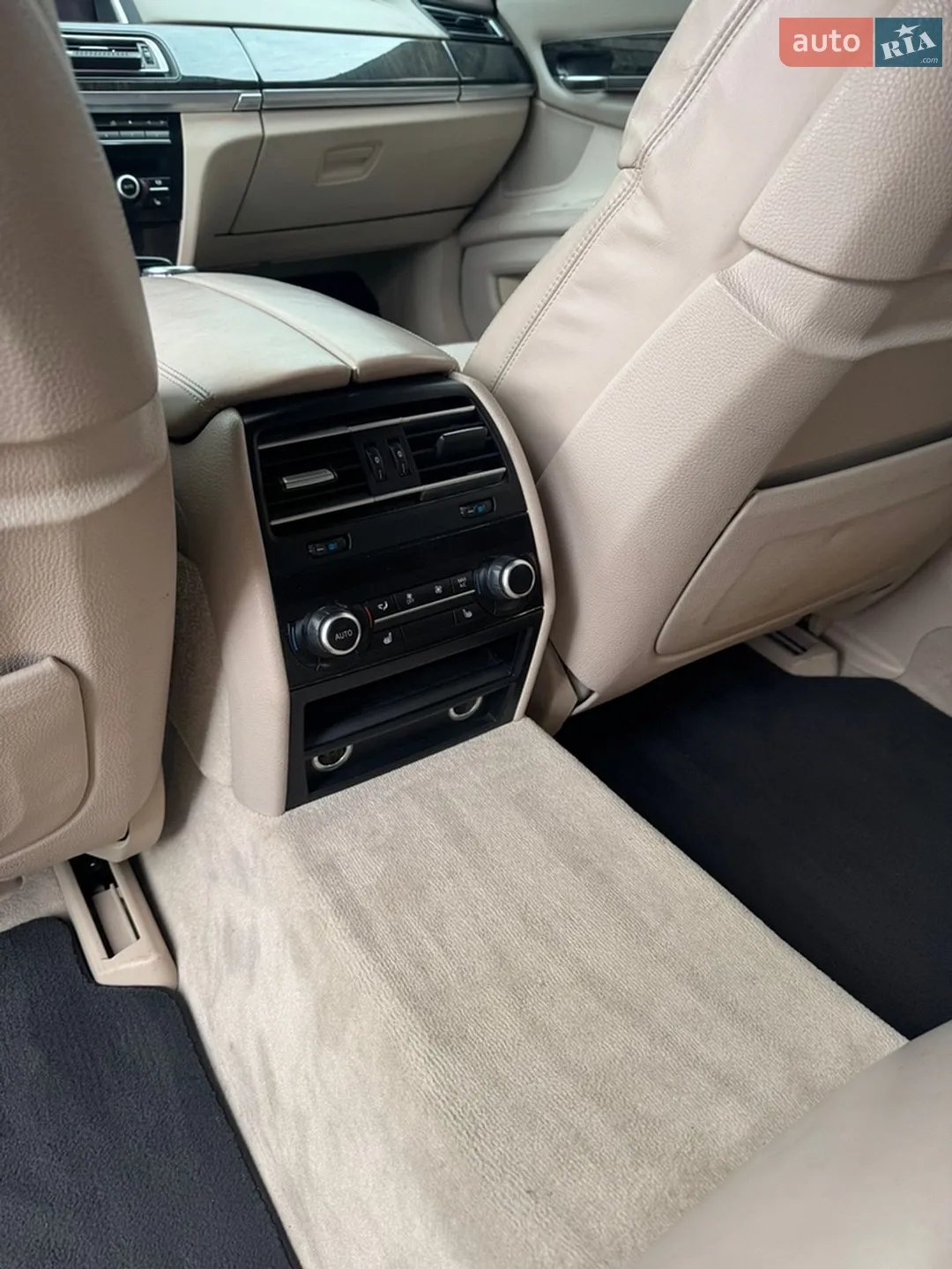 2015 BMW 7er - мініатюра 12
