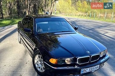 Седан BMW 7 Series 2001 в Львове