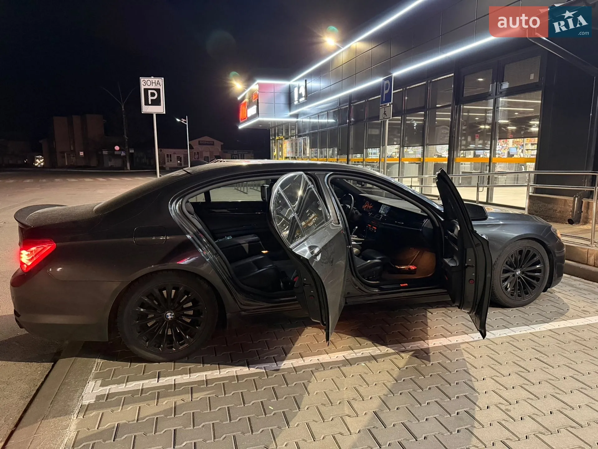 2010 BMW 7er - мініатюра 10
