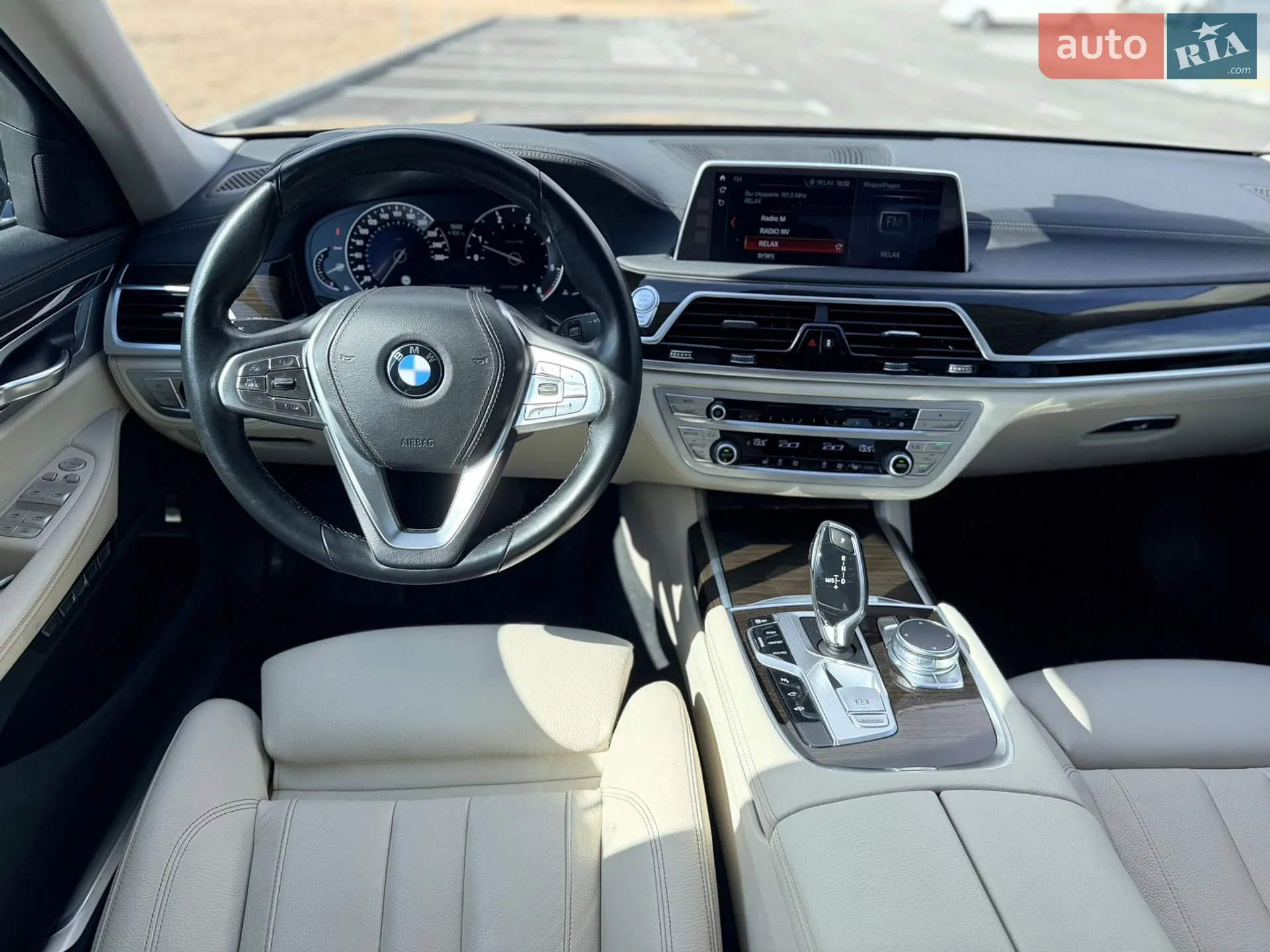 2017 BMW 7er - мініатюра 10
