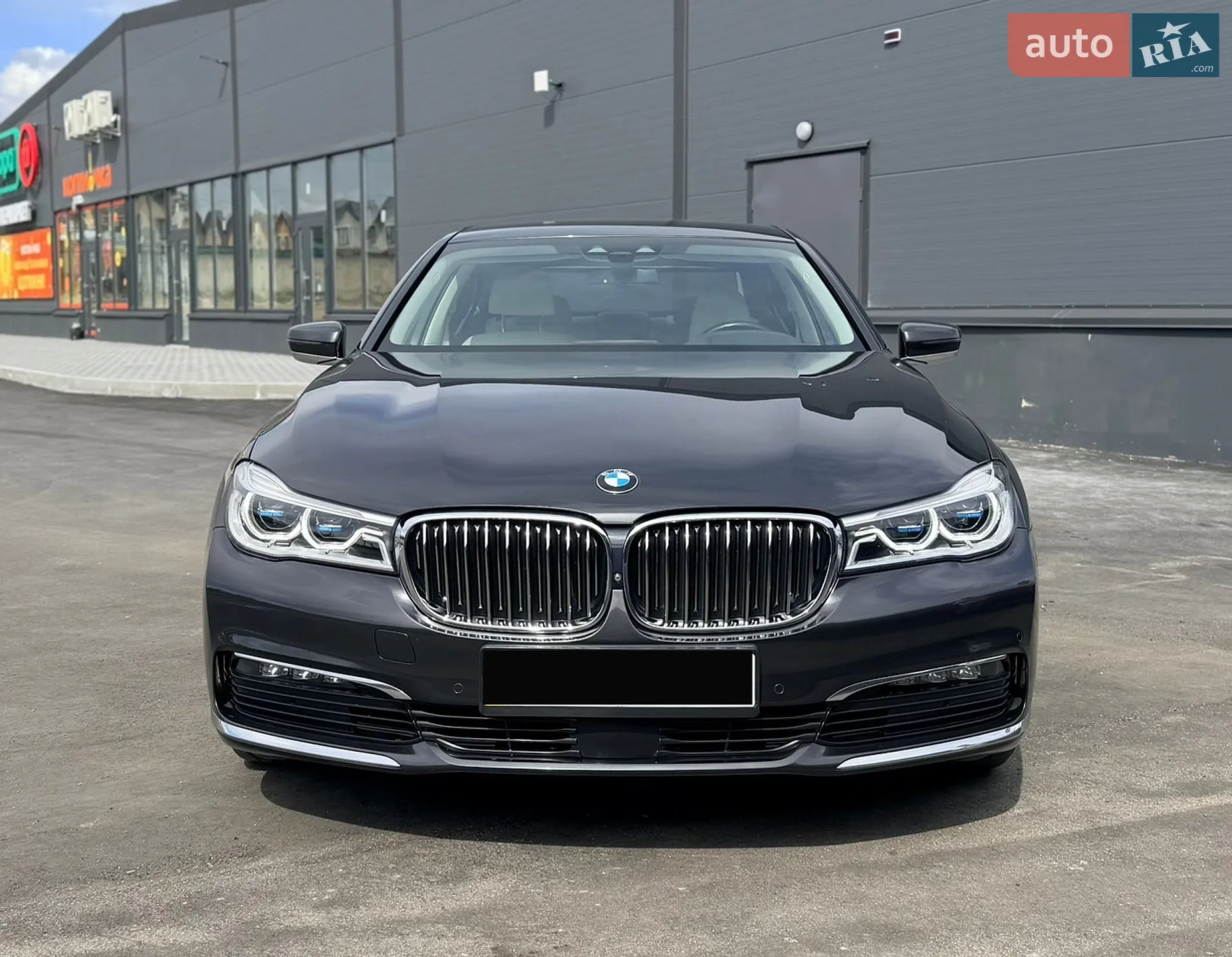 2017 BMW 7er - мініатюра 8
