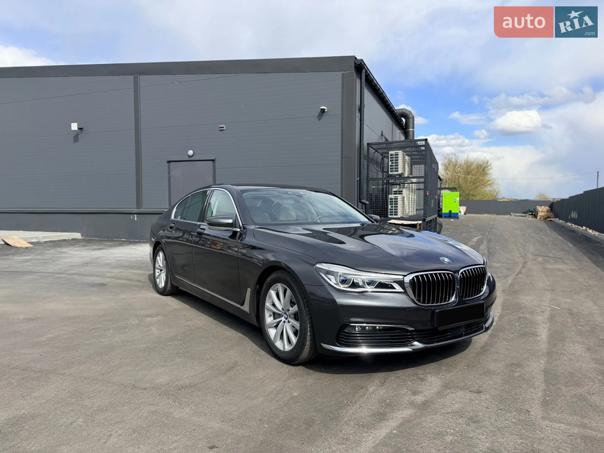 2017 BMW 7er - мініатюра 2