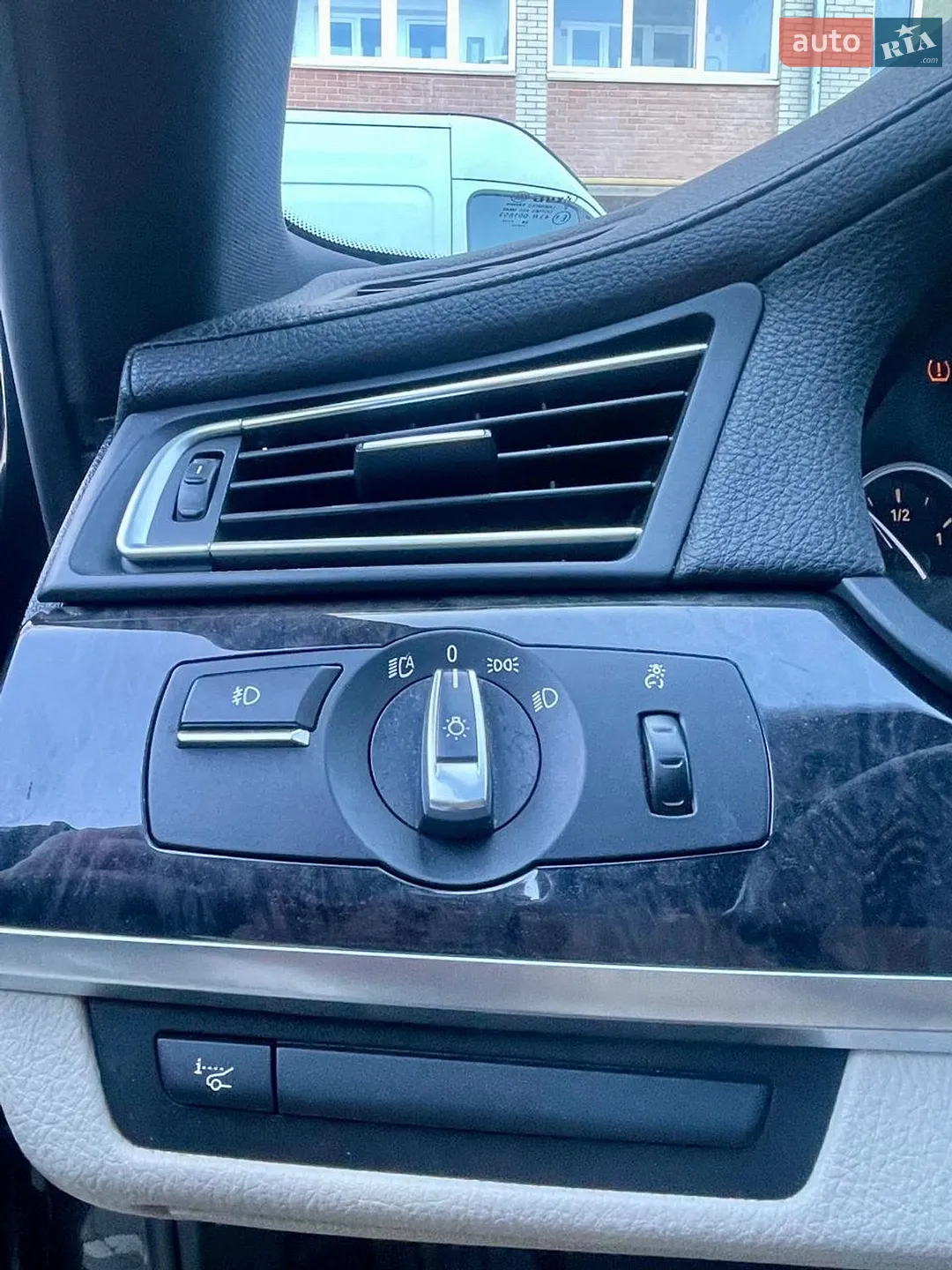 2011 BMW 7er - мініатюра 19